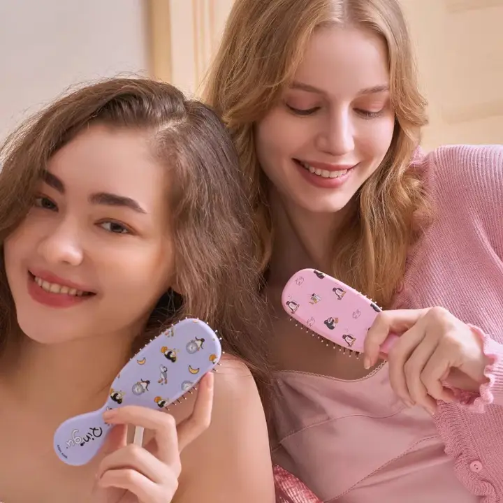 ヘアブラシ 天然猪毛 なめらか ツヤ髪 髪梳き 彼女 誕生日 プレゼント ギフト 「WetBrush」「Pingu」