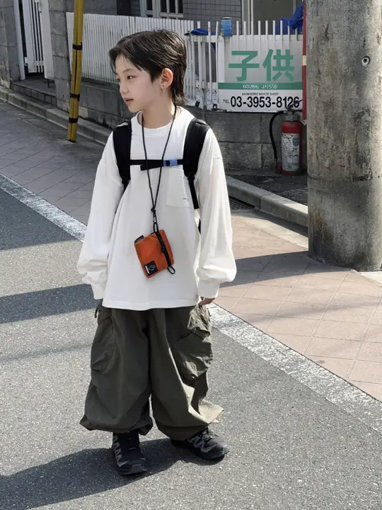 男の子用長袖Tシャツ【秋用・綿100%・おしゃれデザイン】