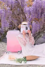 グラデーションピンクのキャリーケース【静音設計・女性用・旅行用】