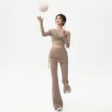 おしゃれなレディース ヨガパンツ【フレアデザイン・灰黒・スカート付き】（セットアップ対応）