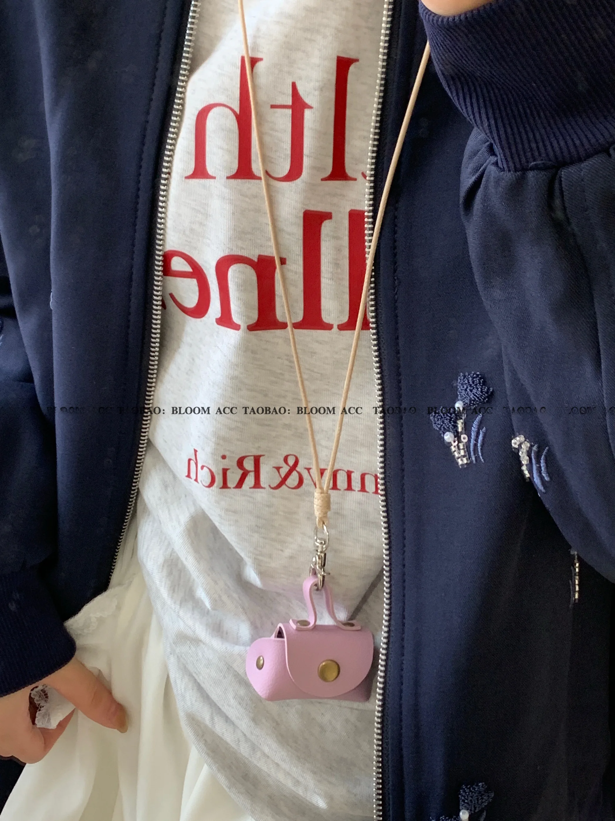 カラフルな皮革ミニバッグモチーフネックレス【長めのチェーン・ファッションアクセサリー】