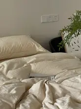 アイボリー幾何学模様の高級感ある転写ベッドシーツ【長綿使用・四点セット対応】