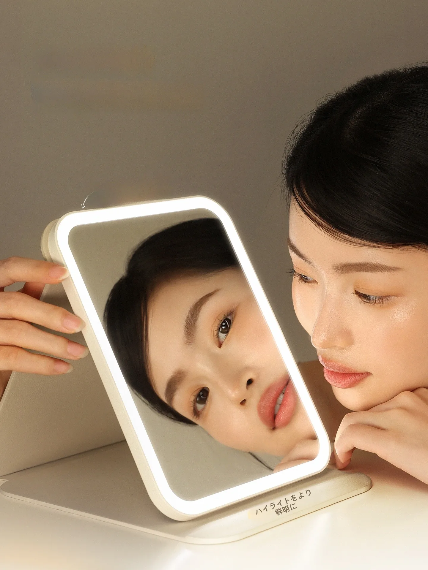 beautycam で美しさを表現するには？化粧鏡選びの本質とは