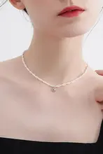 二重巻きパールネックレス【山茶花ペンダント・女性用・鎖骨にかかるデザイン】
