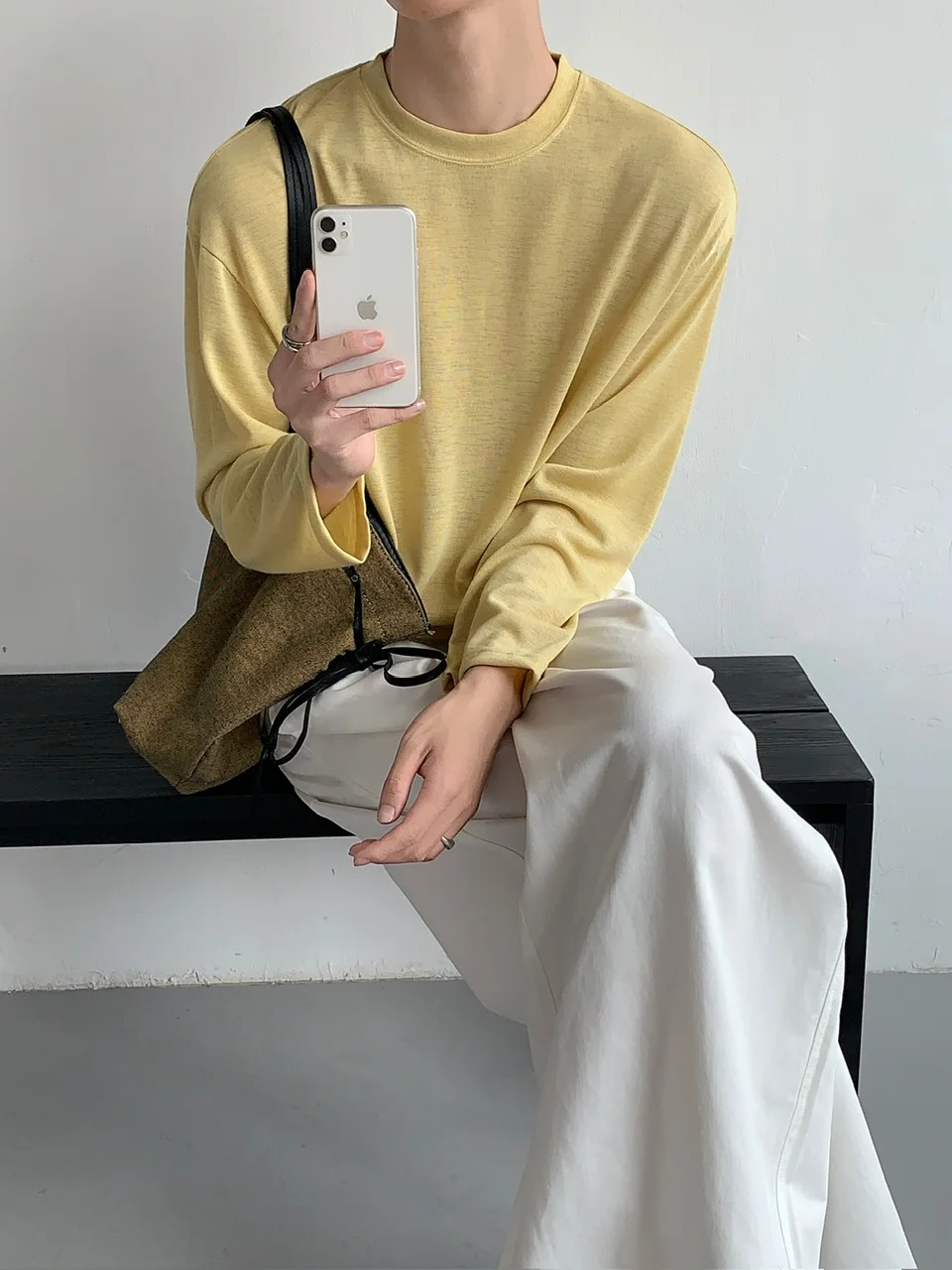 「Tシャツが伸びる」の本当の原因は？長く着用したいなら、この1点が鍵になる