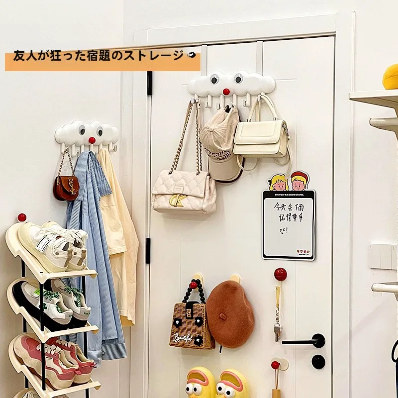 ハンガーラック 折りたたみ コンパクト おすすめは？ドア裏フックで解決する収納の悩み