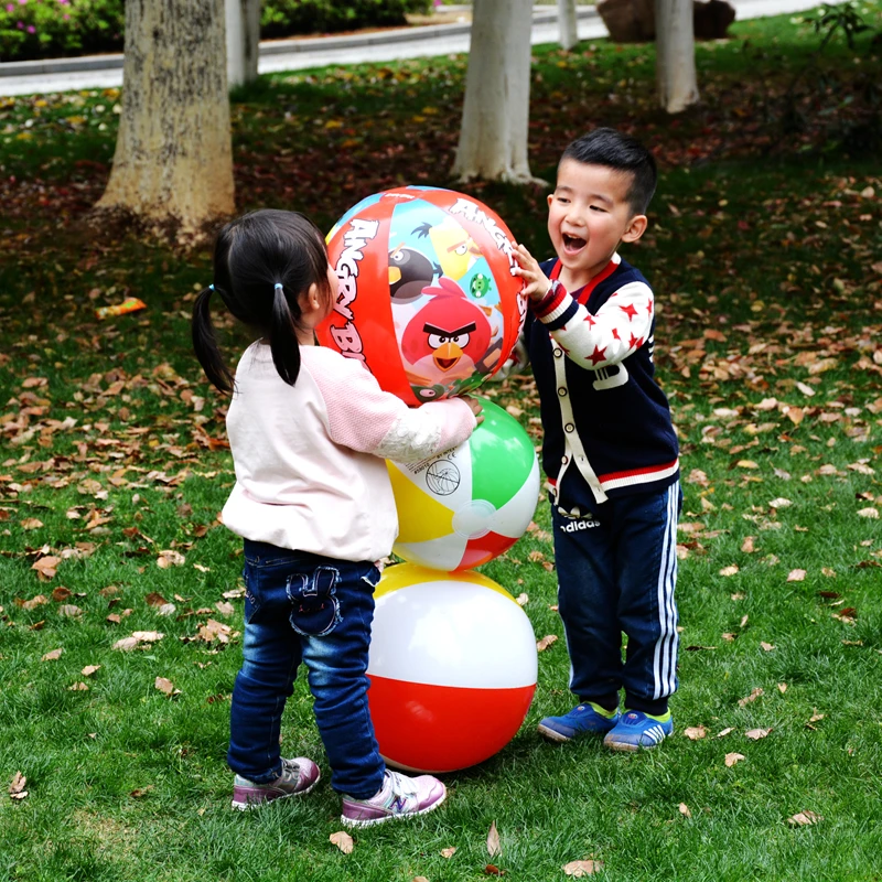 beach ball pop とは？子供と大人の間で人気を獲得する、なぜこのエアープールボールが注目されているのか？