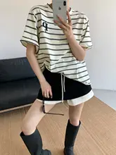 フィットの夏用運動ウェア【短袖・Vネック・ショートパンツ・ゆったりシルエット】（セットアップ対応）