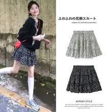 黒地に花柄のハイウエストAラインスカート【秋季・レトロ・フレア】（セットアップ対応）