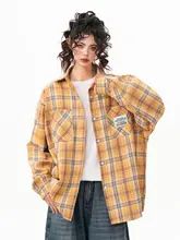 春のカジュアルなスタイルにぴったり！イエロー格子柄長袖シャツ【男女兼用・ゆったりシルエット】