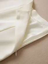 春夏用スタイリッシュデザインの無地ジャケットとフリル付きマーメイドスカート（セットアップ対応）