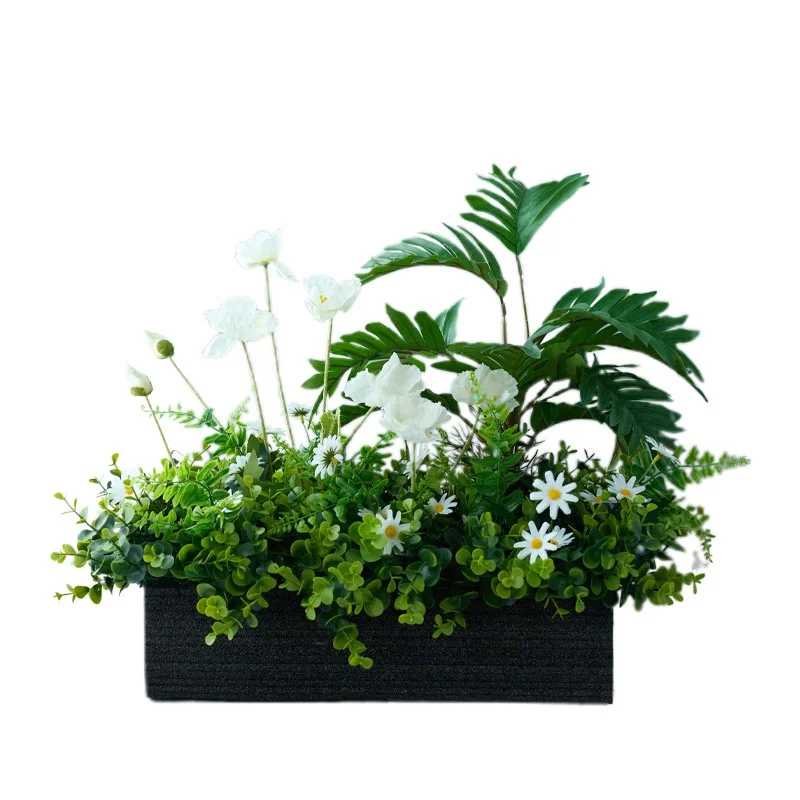 ほったらかしで毎年咲く花のプランターは、本当に手入れがいらないの？