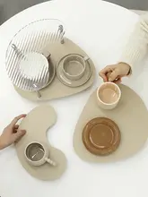 アクリル製二段置物ラック【インテリア風・デスク用・化粧品収納・ミルクティーカラー】