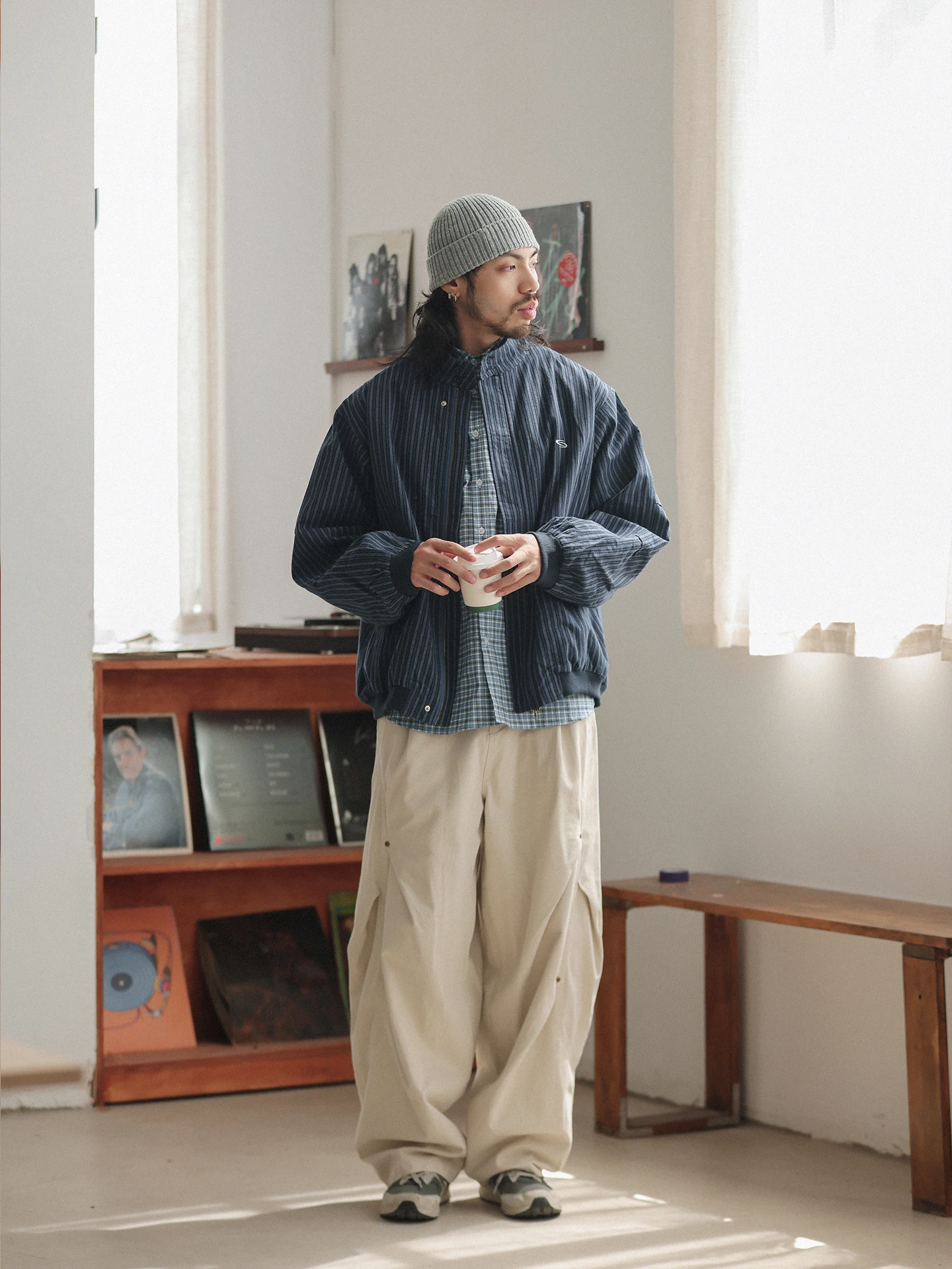 ストレートタイプのカーゴパンツを選ぶべきか？リアルな選び方と、今季のベストな組み合わせとは？