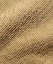 スリムシルエットのコーデュロイパンツ【合わせやすい・脚を美しく見せる】