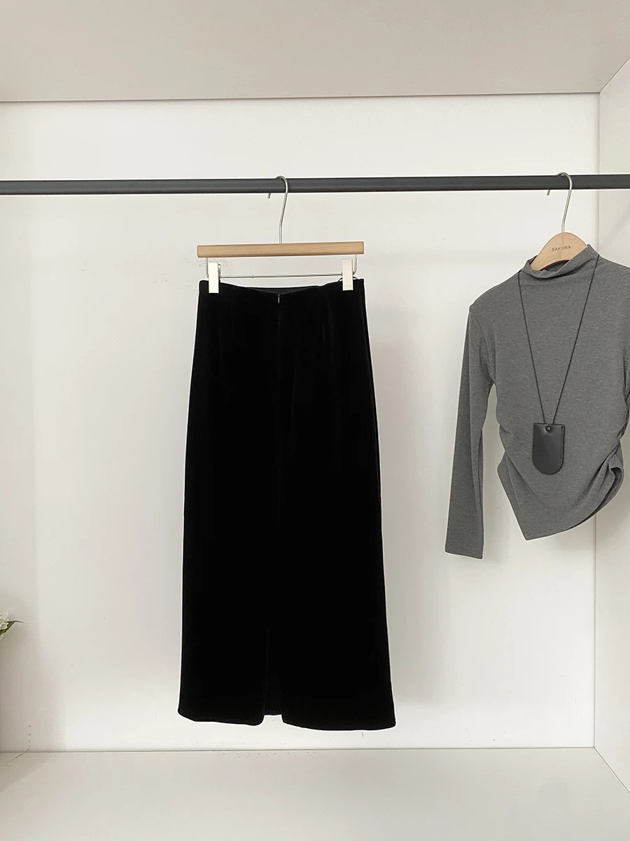 80年代女子ファッションのロマンチックなスタイルを再現するには？