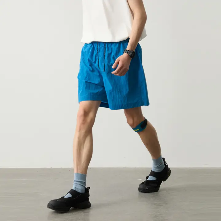 防水加工のシンプルデザインのショートパンツ【ウエストゴム・五分丈・アウトドア用】
