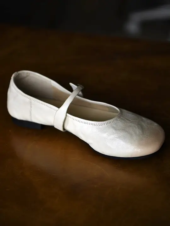 快適な履き心地！ラウンドトゥフラットマリジェンヌシューズ【柔らかいソール・浅口デザイン】