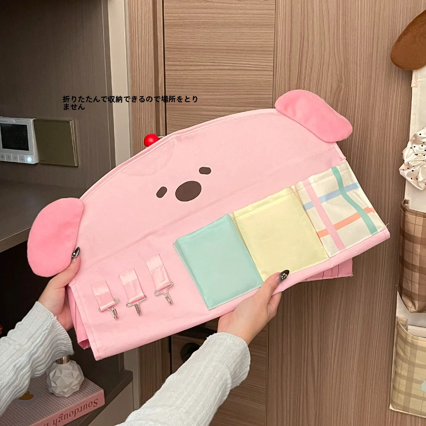 多区画収納ハンギングバッグ：ぬいぐるみ収納の効率とおしゃれな空間設計