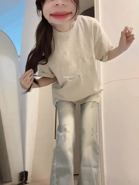 アメリカンレトロワッペンレター刺繍半袖Tシャツ女性用