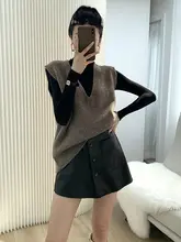 フィット感のあるブラックハイネックニット【羊毛素材・薄手・女性用】
