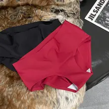 光沢のある赤いブラジャー【小胸用・ハーフカップ・セクシー・新婦向け】（セットアップ対応）