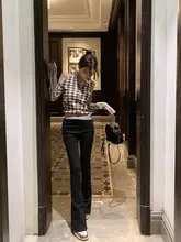スタイルアップ効果抜群！ブラックフレアパンツ【スリムフィット・厚手生地】