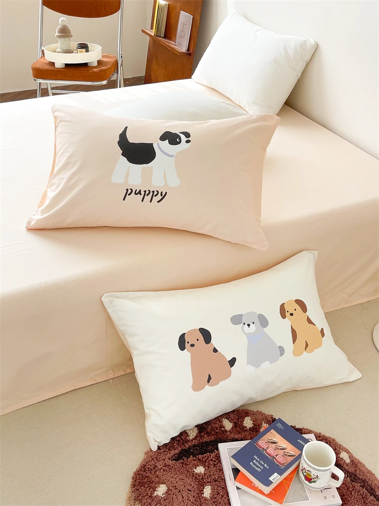 かわいい犬のイラストの純綿ピローケース：おしゃれな犬グッズ選びにおけるデザインと機能のバランス