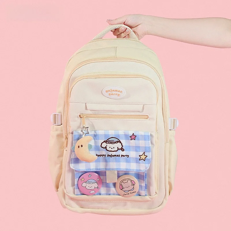 春の可愛いデザイン！大容量女子高校生用リュック：女子高生向けリュックの機能と実用性を解説