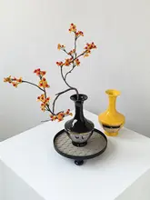 手描き陶器花瓶【高級感あるデザイン・リビング用・花器】