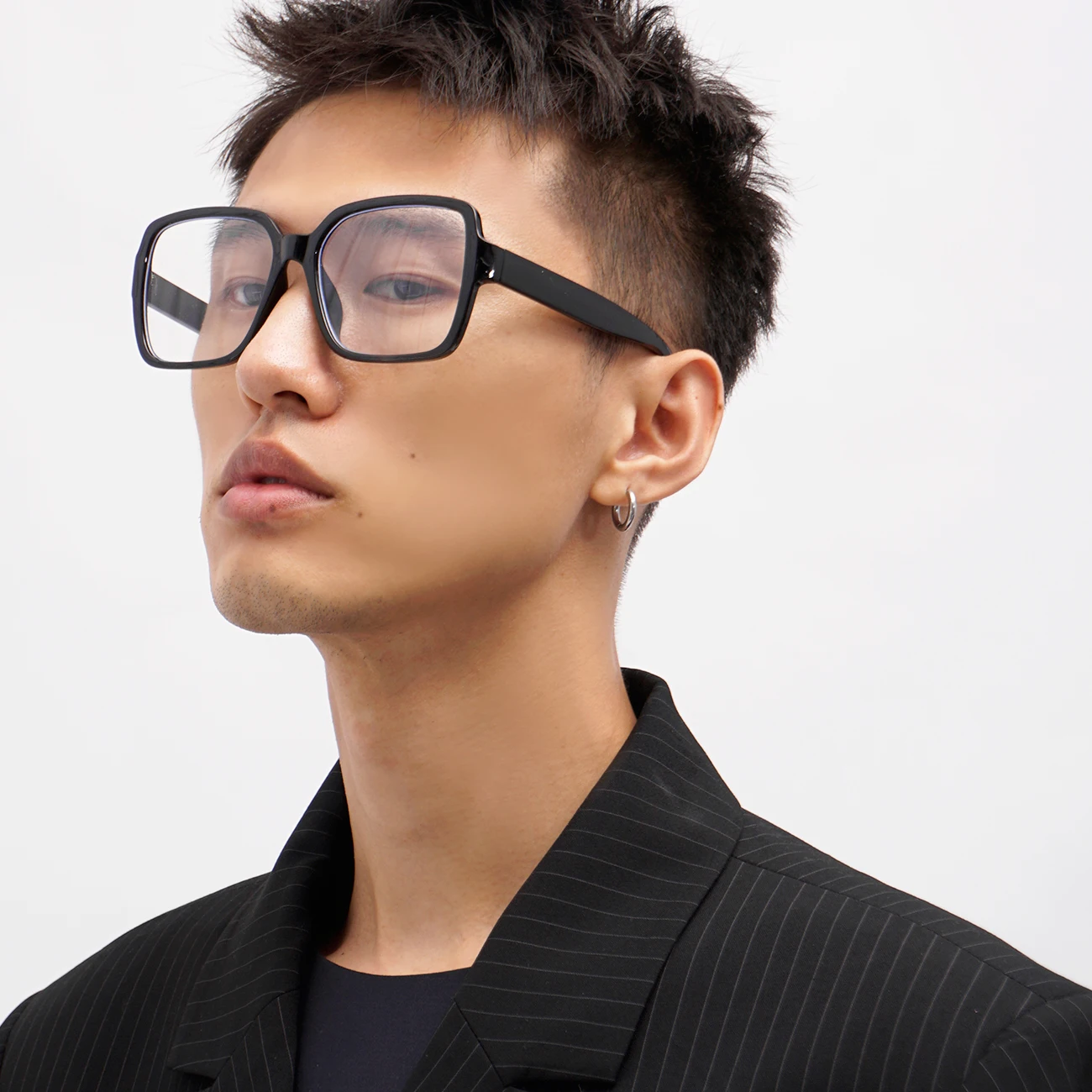 40代の男性が老眼鏡を「おしゃれ」に選ぶには？