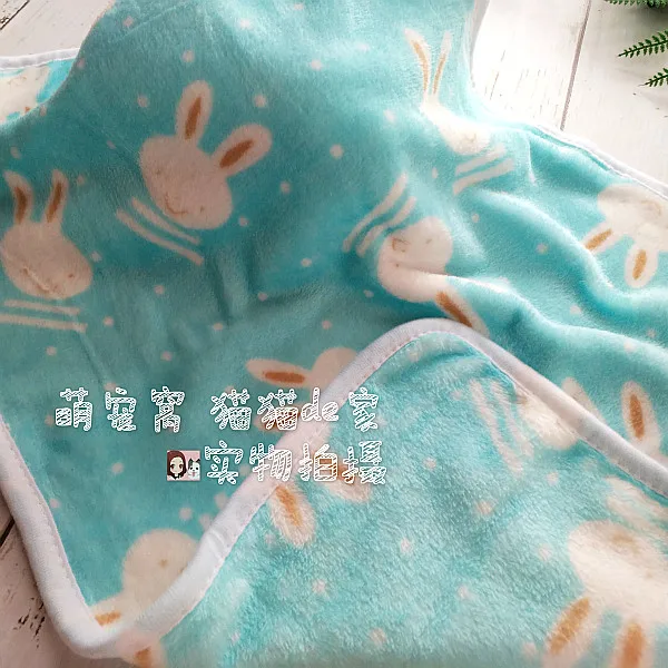 多色ペット用ミニ毛布：猫・犬用ソフトな珊瑚フリースの保温性能と使い方
