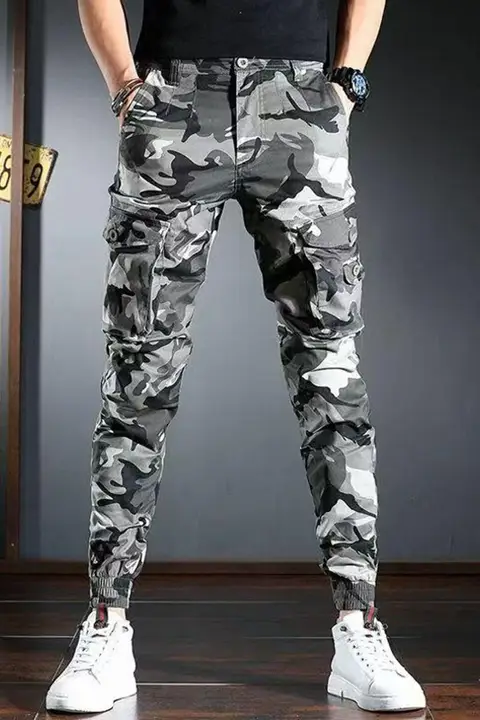 高級感のある伸縮性迷彩ジョガーパンツ【春秋用・男性用・フィット】