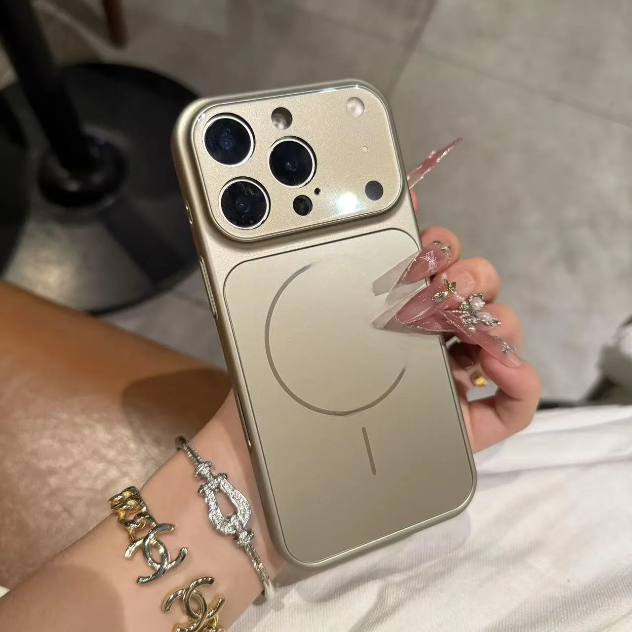 マグナス対応ケースを選ぶべきタイミングは？iPhone16シリーズに最適な保護ケースの選び方
