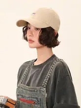 オリジナルデザインのキャップ【レディース・スタイリッシュ・バイザー付き】