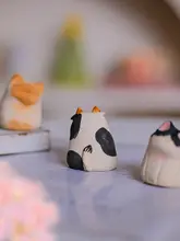 可愛い猫の陶器飾り【デスク用・アロマストーン付き・ユニークデザイン】
