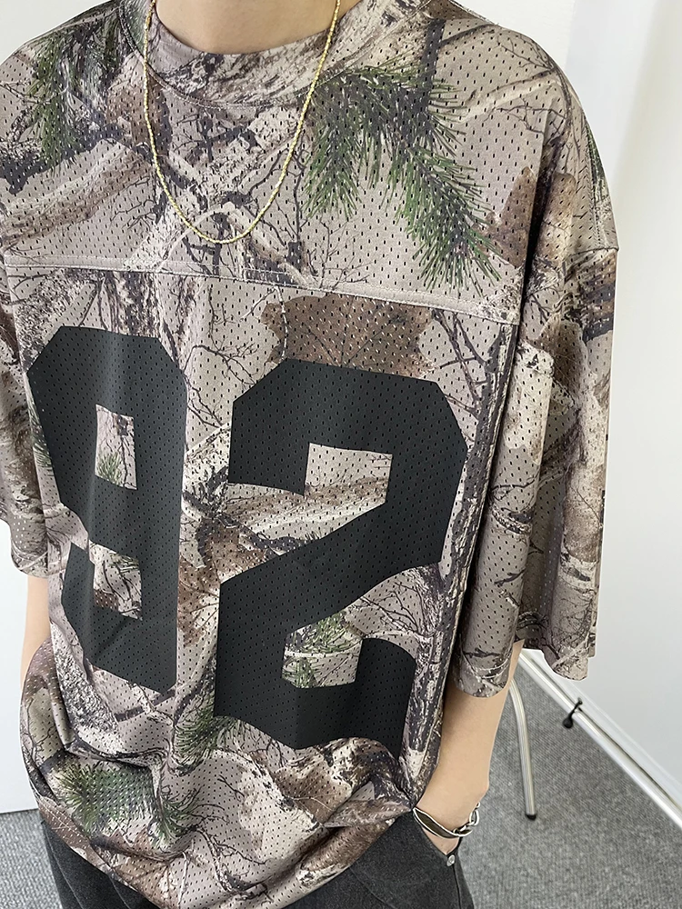 夏季用 メンズ デジタルカモフラージュプリント 半袖Tシャツの重ね着使い方と素材特性
