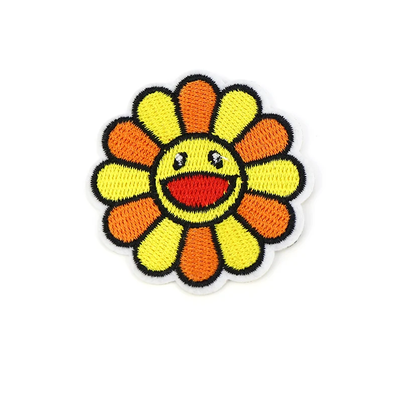 お花型紙を選ぶときに迷うなら、この1つの刺繍パッチが解決する！