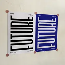 未来をテーマにした英語の装飾ポスター【モノクロ・シンプルデザイン・フォトスポット用】