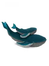 毛むくじゃらのクジラのぬいぐるみ【お昼寝やお出かけに最適】