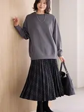 シンプルでおしゃれなロングスリーブトップス【クルーネック・リブ編み・速乾性・春秋用】