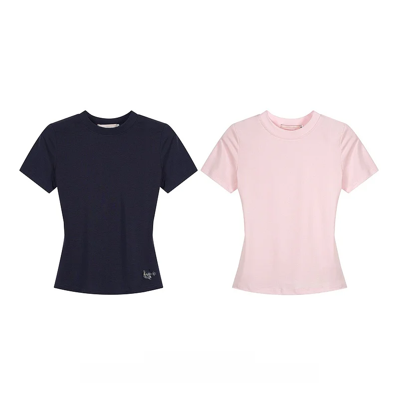 女性用短袖ブラックTシャツ：タイトフィットで夏の日常を快適に