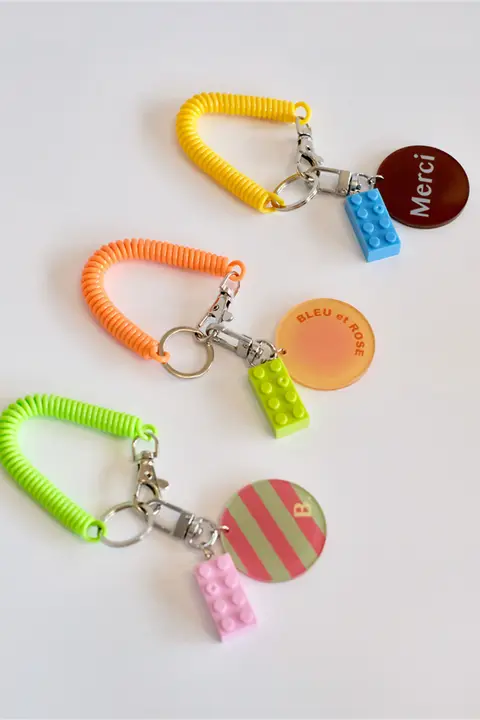BLEU et ROSE オリジナルカラーコンビチェッカーデザイン アクリルキーホルダー
