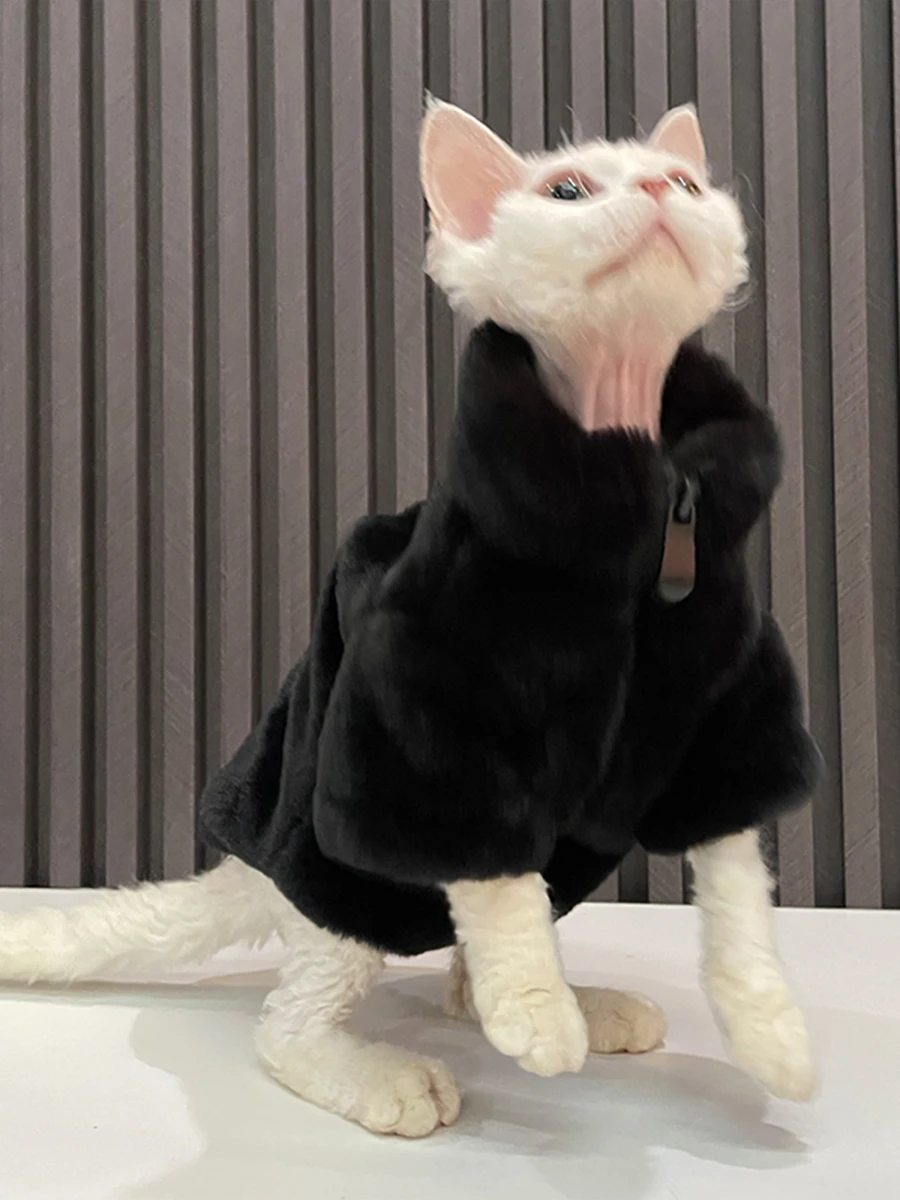 スフィンクス猫用防寒ジップアップコート：無毛猫の冬対策に最適な厚手デザイン