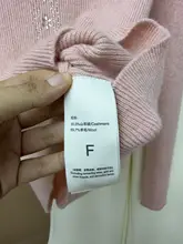 重工のビジュー飾り付きハイネックセーター【極上の柔らかさ・冬用・山羊毛・女性用】