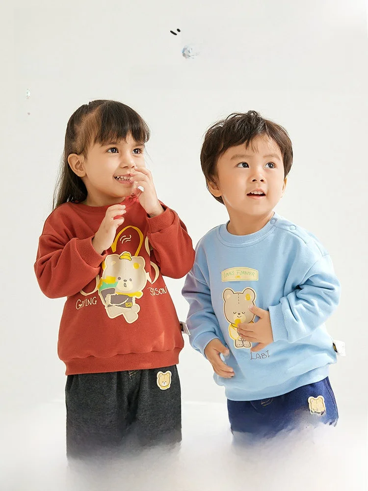 パーカーをどう選ぶ？子供用のカジュアルパーカーが秋の着こなしを救う理由とは？