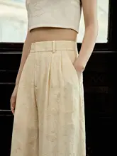 中華デザインの絹サテンワイドレッグパンツ【フラワーパターン・ゆったりシルエット・プリーツ付き】