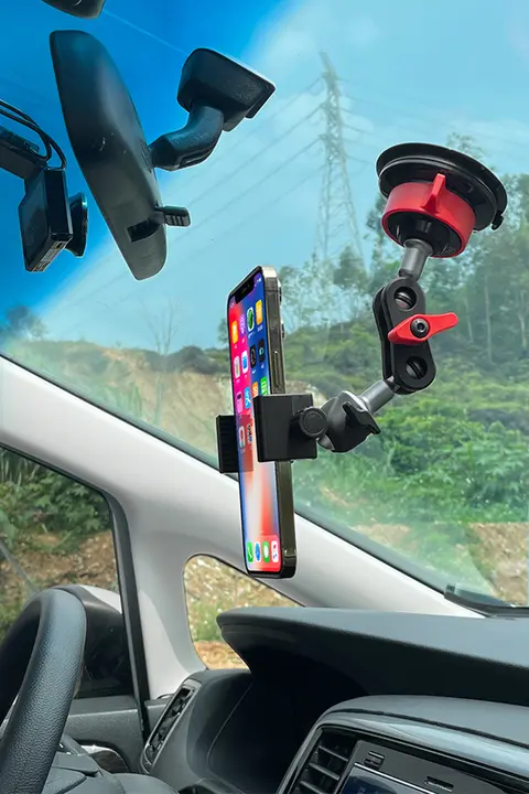 金属製 車載スマホスタンド【カメラ撮影対応・アーム式・ナビ用】