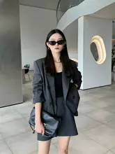 フレンチスタイルのレディーススーツセット【ゆったりシルエット・小柄対応・スリム外套・スリムスカート】