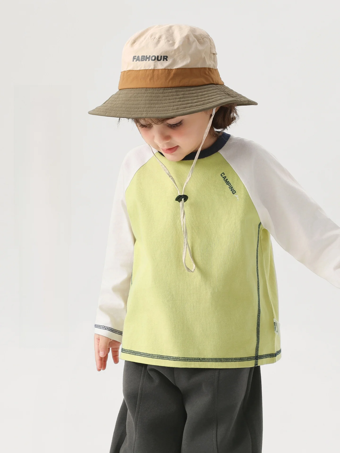 子供向けキャンプの着用に最適な長袖Tシャツ：RightEuroの純棉製品